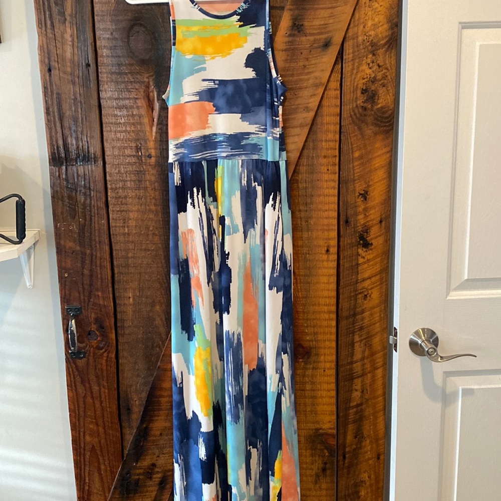 Women’s maxi dress, size small